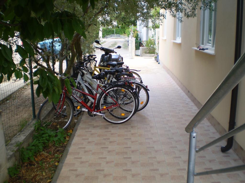 Apartments Tare, Free Parking Vodice Kamer foto
