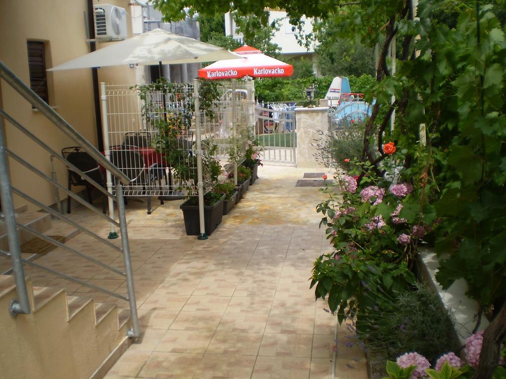 Apartments Tare, Free Parking Vodice Buitenkant foto