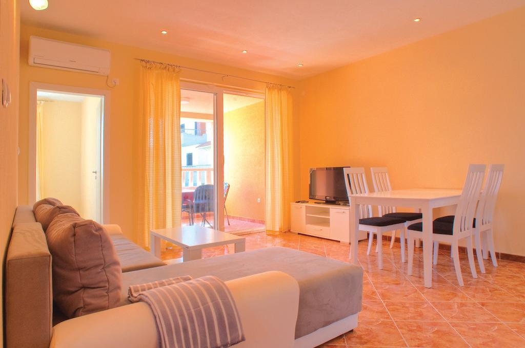 Apartments Tare, Free Parking Vodice Kamer foto